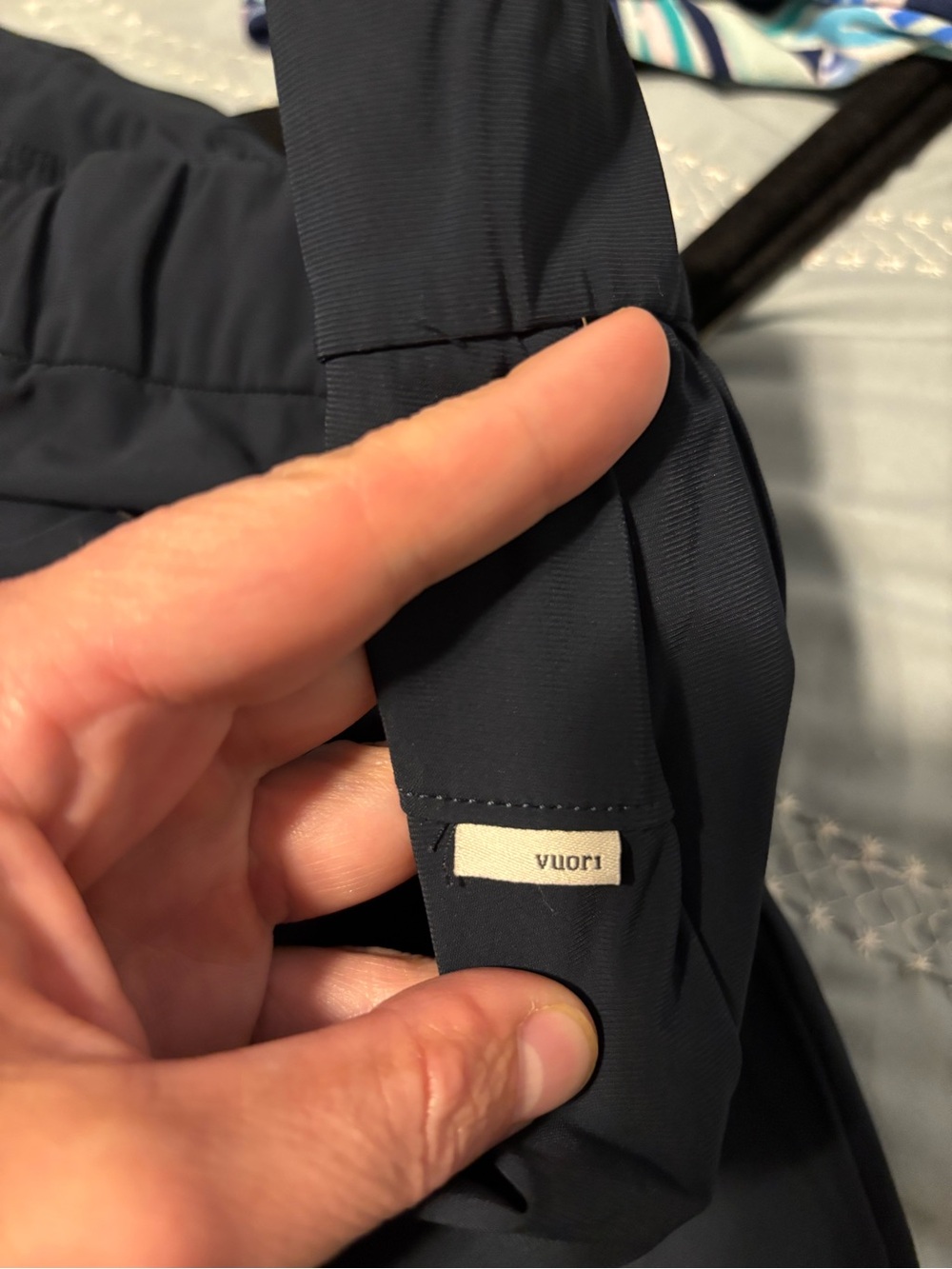 Vuori Women’s Navy Performance Lightweight Travel Pants Size Medium - Picture 7 of 7